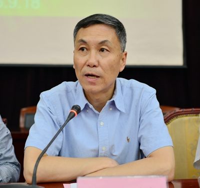 屈_3096 - 副本.JPG