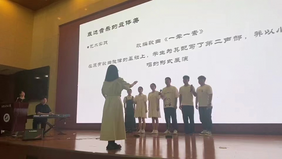 d3b8fc85b9902e4b8c1cbb3d999c3c1