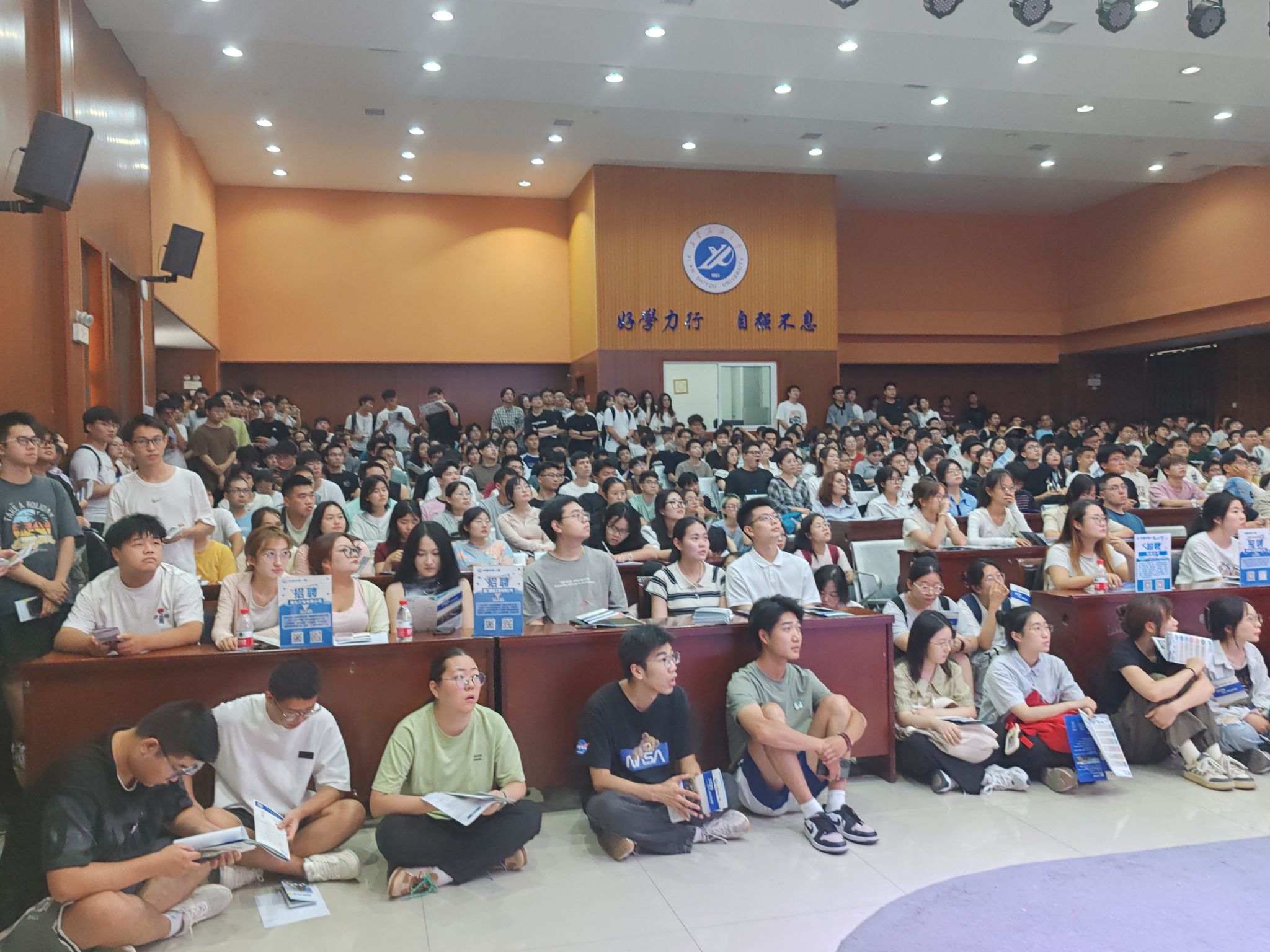 圖示, 示意圖

中度可信度描述已自動生成:ver1